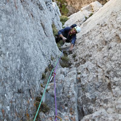 Seconde longueur sous le toit