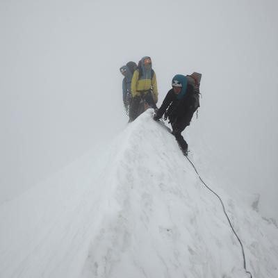 Sur l'arête de Peuterey