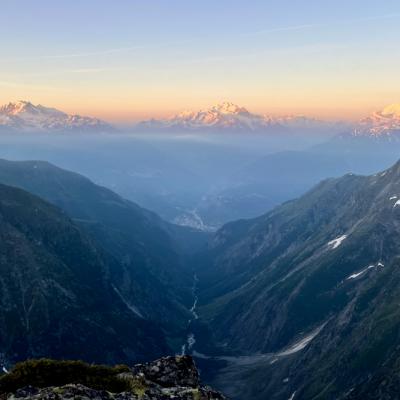 Lever du jour sur le Fletschorn-Weissmies, Dom et Weisshorn